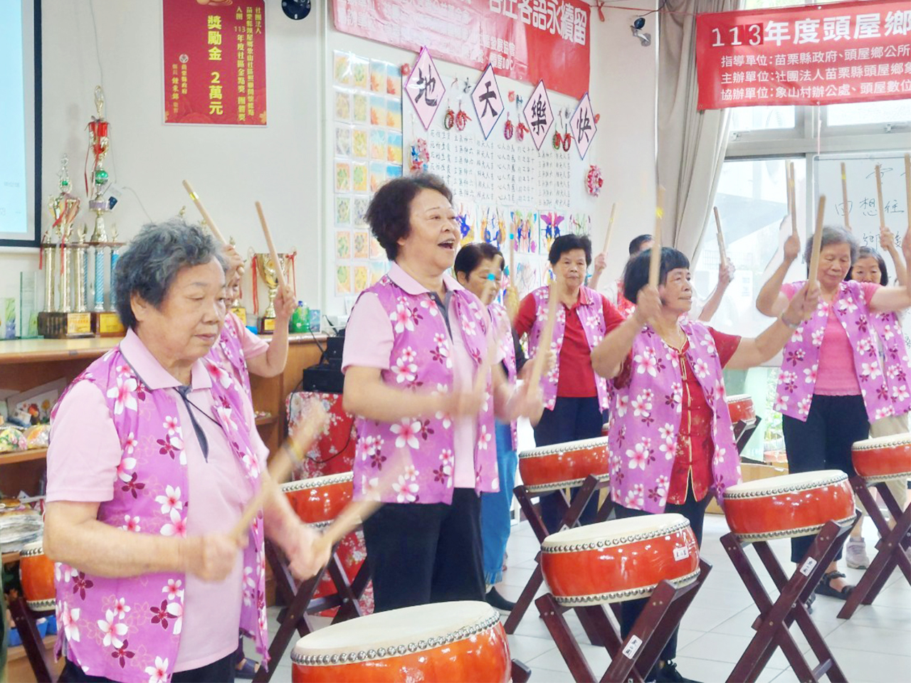 象山社區樂齡阿公阿嬤打太鼓